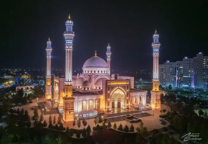 Автобус| Гостеприимный Кавказ