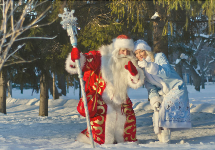 Секрет идеального сырка: новогодняя история от Деда Мороза и Снегурочки