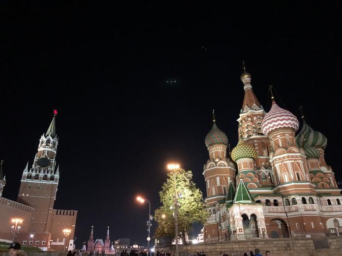Поезд| Душа Москвы: истории и улицы из Белгорода