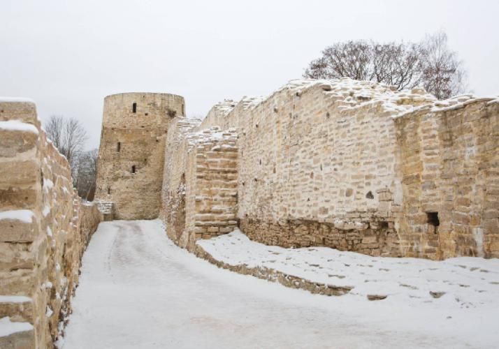 Классика Пскова: в гостях у старинных улиц