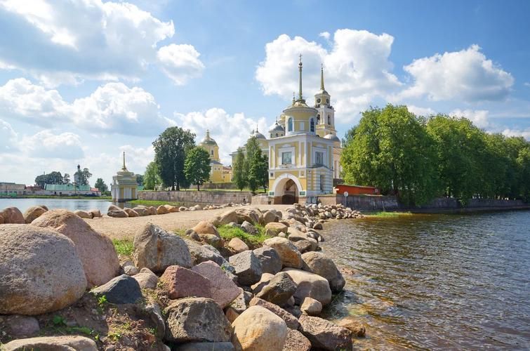 Автобус| В краю былинных героев: открытие Древнего Торга
