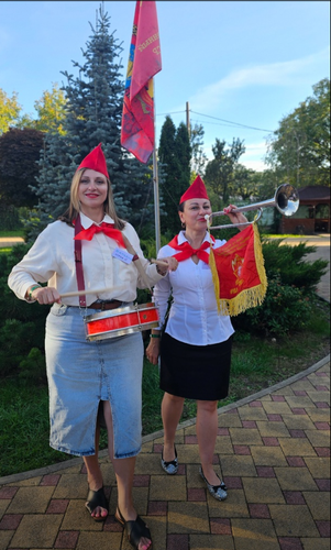 Пионерский лагерь для взрослых &quot;Вперед СССР&quot; 16 смена