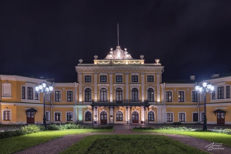 Автобус | Герои былых времён: тур по историческим местам